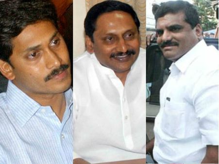  సిఎంపై బొత్స పాచిక: కాచుకుని ఉన్న జగన్?