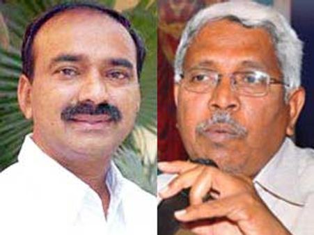 కోదండ, ఈటెలకి షాక్: నో బెయిల్, అదివారం బంద్