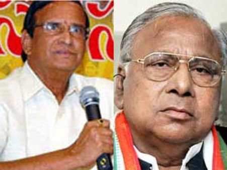 వైయస్ లేడు, కెవిపిని జైల్లో పెట్టాలి: గాలి, విహెచ్ ఫైర్