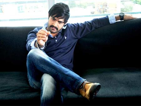 బాద్‌ షా: బాలయ్య ఫ్యాన్స్ దూరం, జగన్ పార్టీ లీడ్