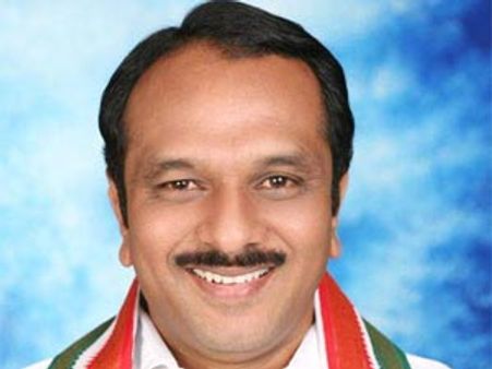 వైయస్‌పై దాడి సాగిస్తే జగన్ పార్టీలోకి: సుధీర్ రెడ్డి