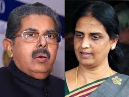 రాజీనామా చేస్తా: సబిత, దాటేసిన వాయలార్