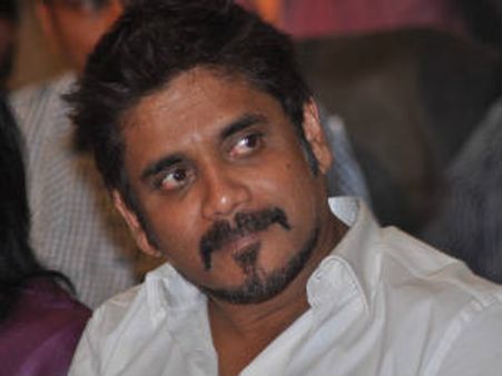 రాజకీయాలపై మళ్లీ తేల్చిన నాగ్: కొండలను కరిగించాం