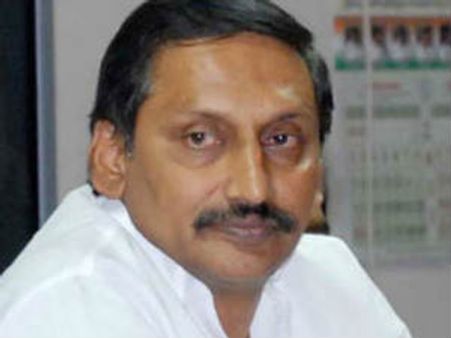 అందరూ అందరే!: విపక్షాలపై విరుచుకుపడ్డ కిరణ్