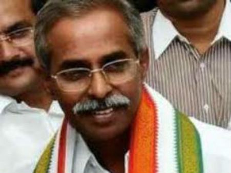 రాజీనామా చేసి రండి: కాంగ్రెస్‌కు వైయస్ వివేకా సవాల్