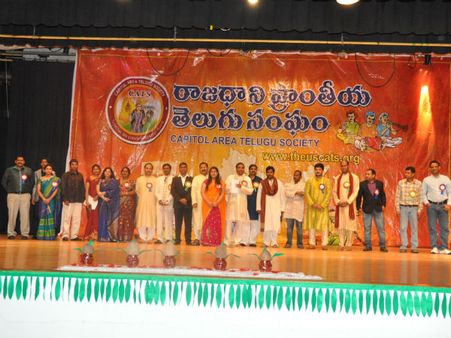  ఎన్నారైలకు ఫ్యామిలీ హెల్ప్‌లైన్