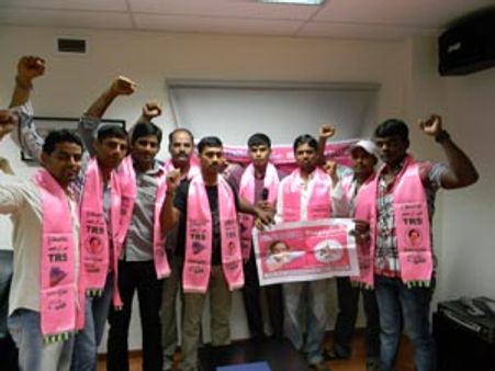 సింగపూర్‌లో తెరాస వేడుకలు
