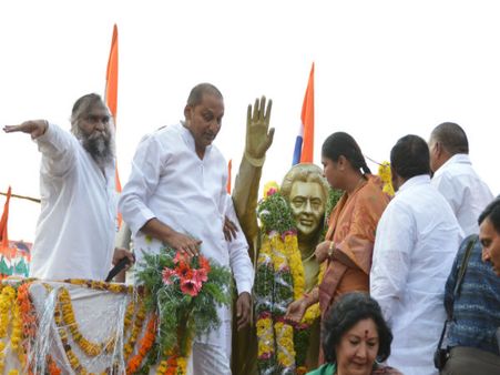 పాడు చేస్తున్నారు: కెసిఆర్‌పై దుమ్మెత్తిపోసిన కిరణ్