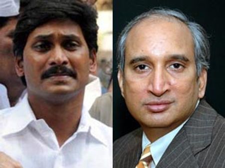 జగన్‌కు నిమ్మగడ్డ మధ్యవర్తి, మరో ఆర్నెలలు: సిబిఐ