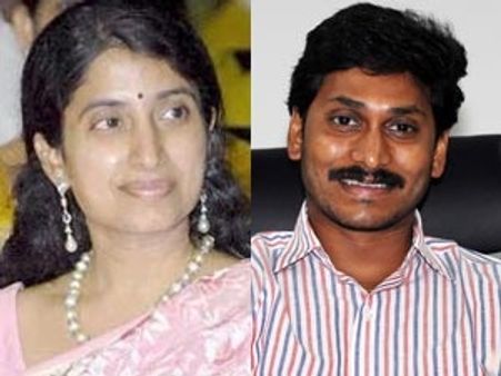 భారతి సెంటిమెంట్: సిబిఐపై భార్యల నిలదీత వెనుక..!