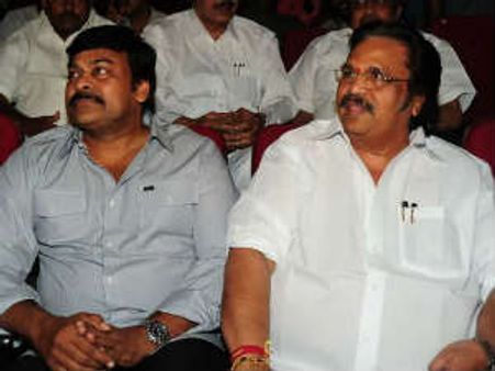 డబ్బింగ్: దాసరి చిరంజీవిని టార్గెట్ చేశారా?