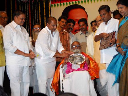 జాక్‌పాట్ కొట్టిన రావురి భరద్వాజ