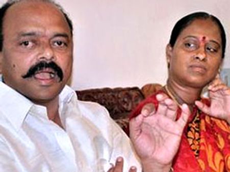 ముదిరిన సంక్షోభం: కొండాకు మద్దతుగా రిజైన్ యోచన