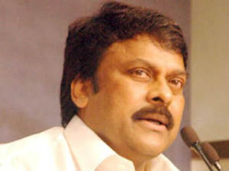 చిరంజీవి టార్గెట్‌గానే సిఐడి దాడులు?