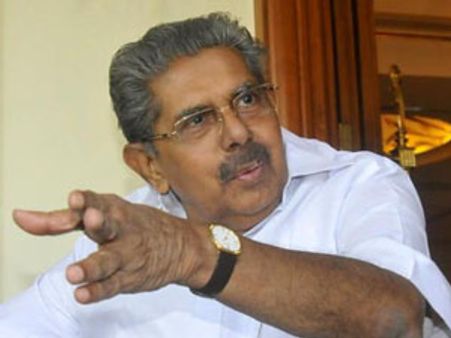 తెలంగాణపై వాయలార్ రవి రొటీన్: టిడిపిపై జోషీ