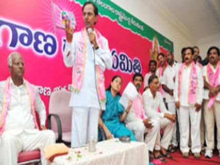 తెరాస గౌరవాధ్యక్షుడిగా కడియం శ్రీహరి? 