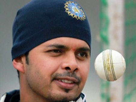 శ్రీశాంత్ ల్యాప్‌టాప్ సీజ్: ఉప్పల్ మ్యాచ్‌పైనా డౌట్