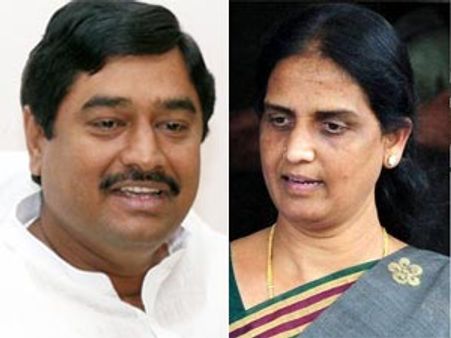 సబిత ఇంద్రారెడ్డి, ధర్మాన ప్రసాదరావు రాజీనామా