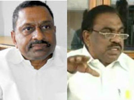 కడప మంత్రులకు ఉద్వాసనే?: డిఎల్, సిఆర్ యత్నాలు