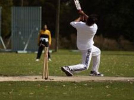 క్రికెట్ బెట్టింగ్ ముఠా అరెస్ట్: తీవ్రంగా రియాక్టైన ఆనం