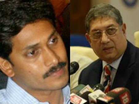 జగన్ కంపెనీల్లో పెట్టుబడులు: శ్రీనివాసన్‌కు కొత్త కష్టాలు