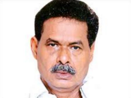 జగన్ పార్టీ టికెట్ కూడా రాదు: డిఎల్‌పై వీరశివా