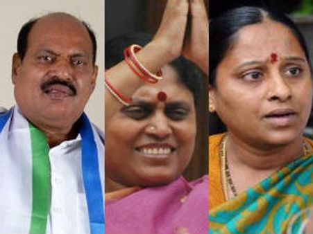 విజయమ్మ పర్యటన: తెలంగాణలో జగన్ ప్రభావమెంత?