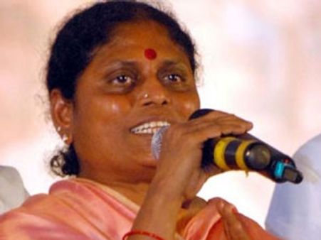 తెలంగాణ సెంటిమెంట్‌ను గౌరవిస్తాం: వైయస్ విజయమ్మ