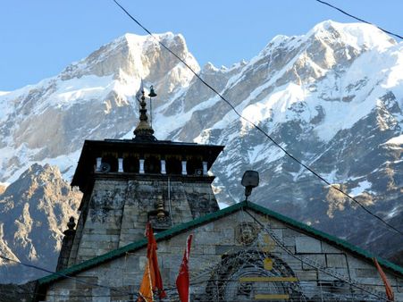 చెక్కుచెదరని కేదార్‌నాథ్: 4 వందల ఏళ్లు మంచు కింద