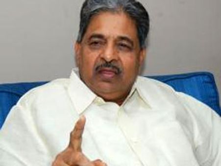 గుండెపోటుతో కోటగిరి విద్యాధర రావు ఆకస్మిక మృతి