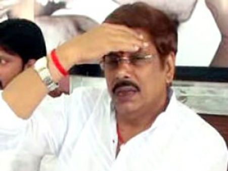 ఉద్యమాన్ని తొక్కేస్తే, తగులబెట్టండి:బాబు, జగన్‌పై ఆనం