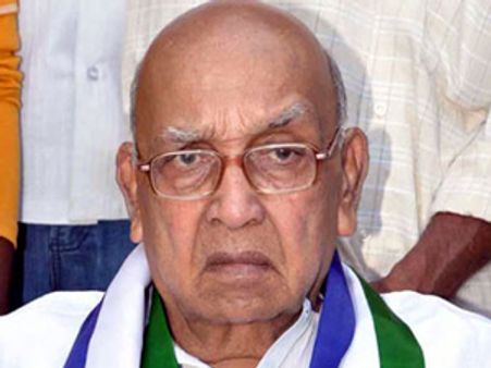 జగన్ పార్టీ నేత, మాజీ మంత్రి ఉప్పునూతల మృతి