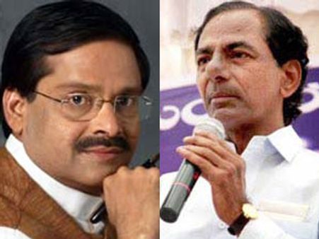 విశాలాంధ్ర ధర్నాలో విద్యార్థి జైతెలంగాణ, కెసిఆర్‌పై కేసు