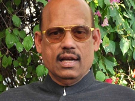 వారిని వదిలేసి కాంగ్రెసుపైనా..: విభజనపై టిజి వెంకటేష్