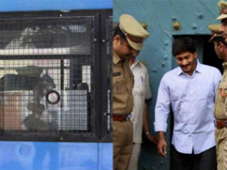 శ్రీలక్ష్మిపై సిబిఐకోర్టు ఆగ్రహం, జగన్ రిమాండ్ పొడిగింపు