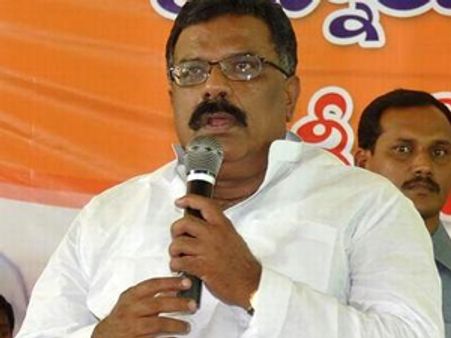 రాజకీయాల నుంచి తప్పుకుంటా: విభజనపై కోట్ల