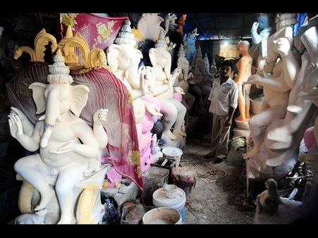 చిత్రాలు: పర్యావరణం, మట్టి గణేషులు వస్తున్నారు