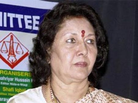 జగన్ కేసు: మంత్రి గీతారెడ్డికి షాక్, సిబిఐ సమన్లు