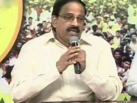  తుమ్మల వాహనంపై కాల్పులు: మాణిక్ రెడ్డిపై దాడి