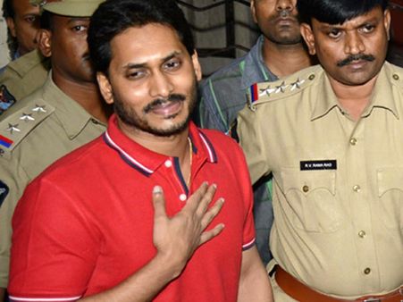 జగన్‌ను తరలించాలని వైద్యుల లేఖ: భారతి భేటీకి నో