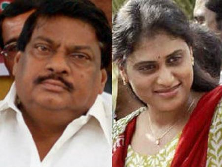 షర్మిలపై పొన్నం విడాకులు, ఎంపీ సిల్క్‌స్మితలా అంటూ