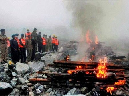 ఉత్తరాఖండ్: బయటపడిన మరో 64 మృతదేహాలు