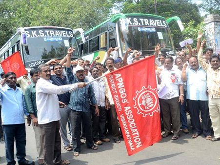 టెన్షన్: సేవ్ ఆంధ్రప్రదేశ్ సదస్సు, తెలంగాణ బంద్