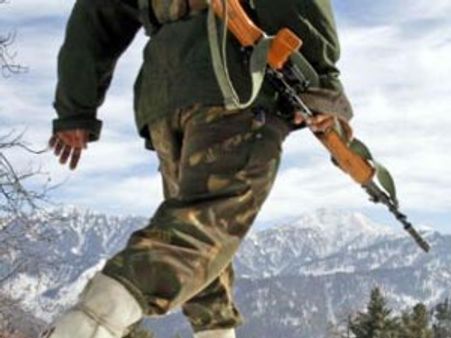 నో చెప్పిందని యువతికి జవాన్ అసభ్యకర ఎస్సెమ్మెస్