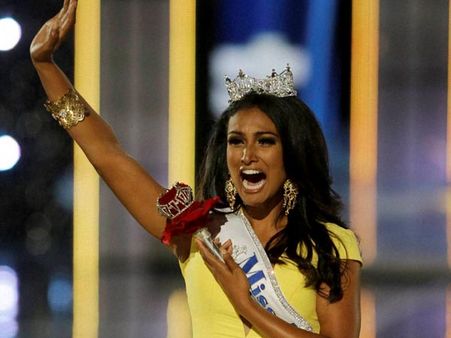 హీరో ప్రభాస్ అంటే ఇష్టం: మిస్ అమెరికా నీనా దవులూరి