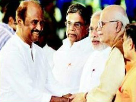 దువ్వుతున్న బిజెపి: మోడీకి రజనీకాంత్ మద్దతు?