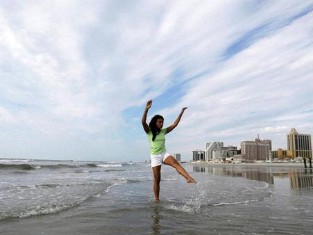 మన్మోహన్‌తో లంచ్: 'నీనాని ఒబామా ఆహ్వానించాలి'