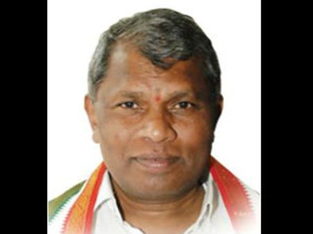 10 రన్స్ రావు: కిరణ్ 'చివరి బంతి'కి రాజయ్య కౌంటర్