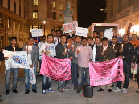లండన్‌లో కొవ్వొత్తుల ప్రదర్శన