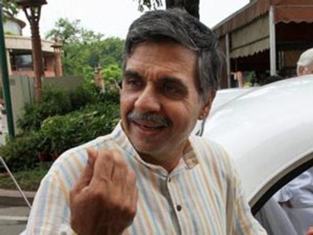 రాజీనామా సిఎం ఇష్టం, టీపై వెనక్కి వెళ్లం: సందీప్ దీక్షిత్